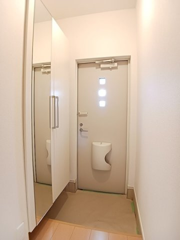 レラ　カムイの玄関|収納もある玄関です