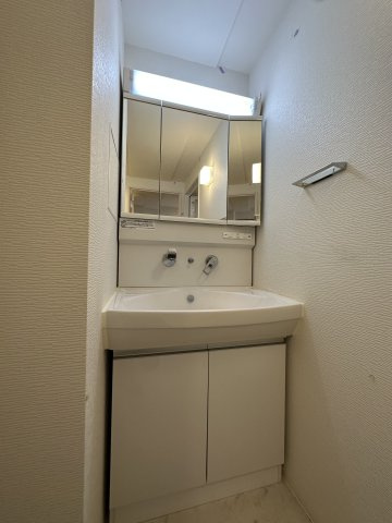 ユープテリア天王寺　天王寺小学校区の洗面所|ユープテリア天王寺