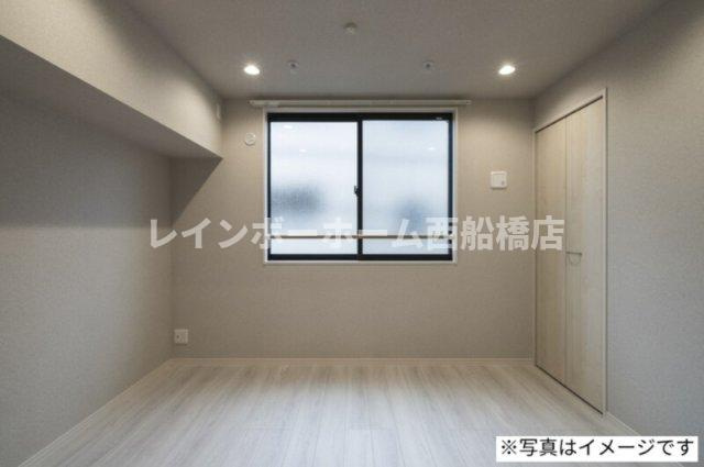 江戸川区東葛西５丁目のアパートの寝室|同シリーズ参考写真