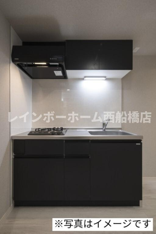江戸川区東葛西５丁目のアパートのキッチン|同シリーズ参考写真
