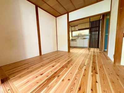【居間・リビング】 | 湊山町　戸建