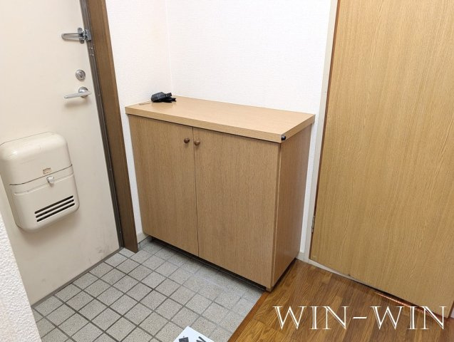 アペックス B棟の玄関