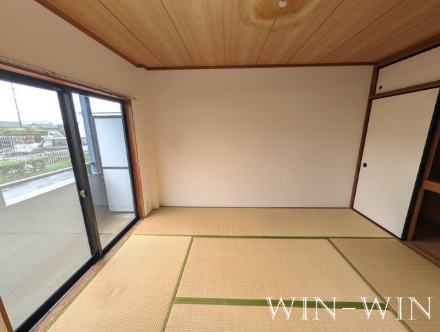 アペックス B棟の和室