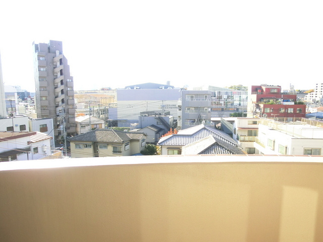 ベルグレード王子の展望|陽当たり良好の建物です！
