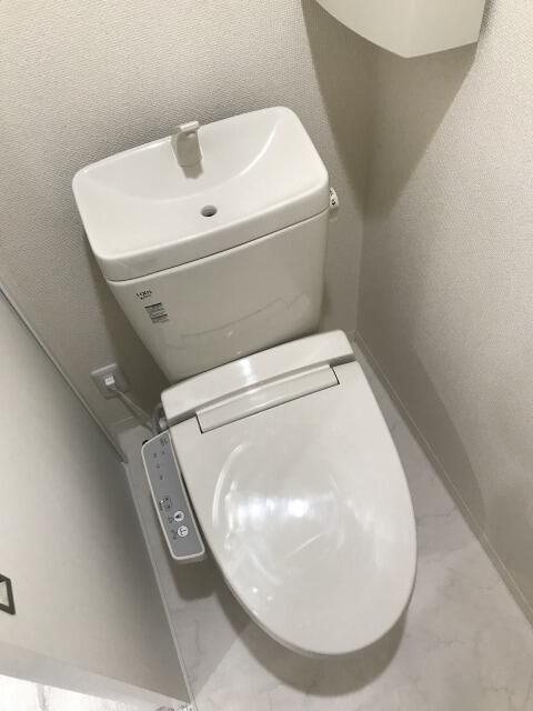 ビーカーサ横浜天王町のトイレ