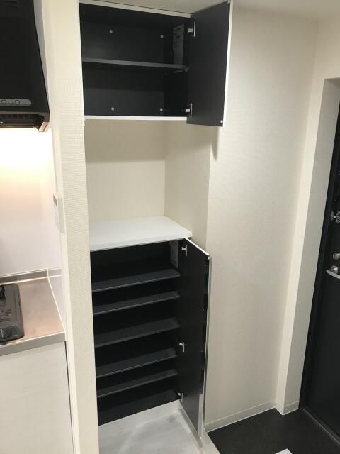 ビーカーサ横浜天王町の収納