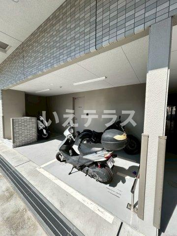 エスプレイス神戸プラージュの駐車場