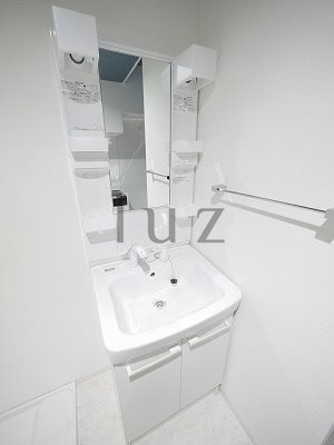 レガーロ石川町の洗面所