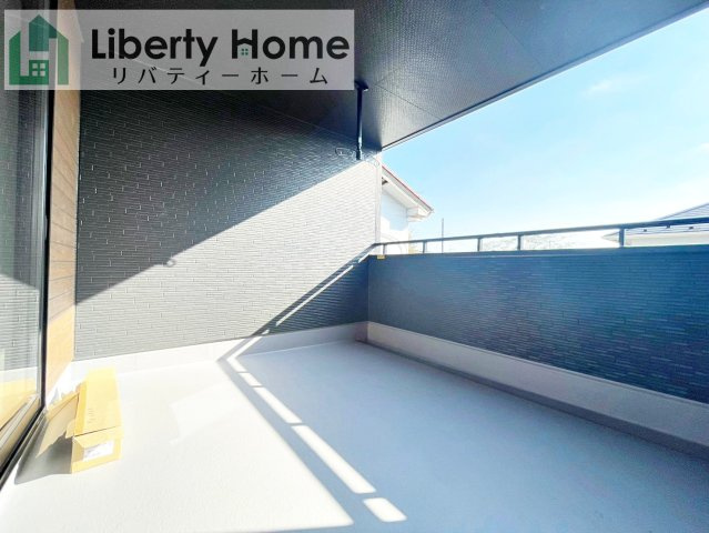 小美玉市羽刈2期　新築戸建のバルコニー