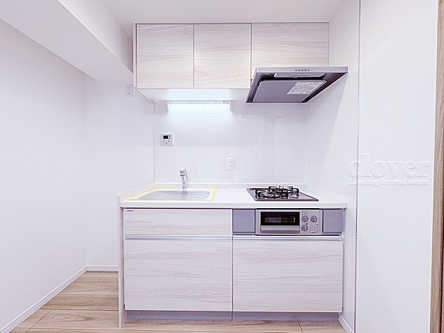 【現況写真】 | エントピア高円寺 | マンションの入り口に掲げられた、建物名称の表示部分。不動産業界ではこれを「館銘板」と呼びます。～即日のご見学可能～　お問合せはお気軽にどうぞ。
