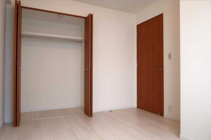 コートヒルズ横濱山手の寝室|綺麗なフローリングのお部屋です！