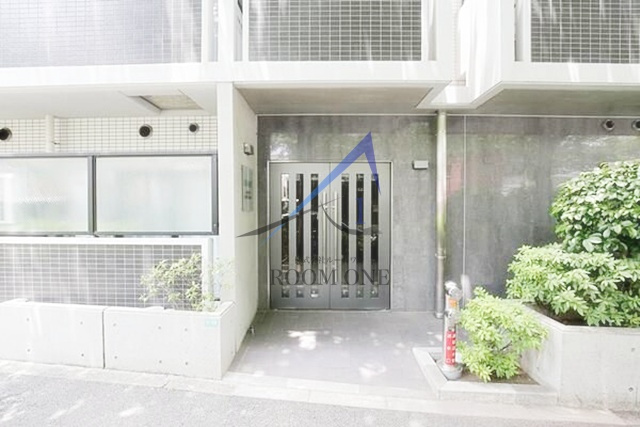 ライズ中野松が丘のエントランス|エントランスです。