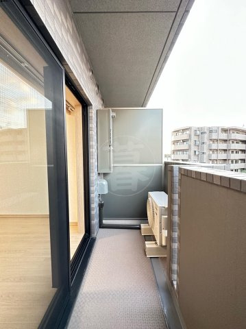 ルーブル川崎中丸子参番館 のバルコニー