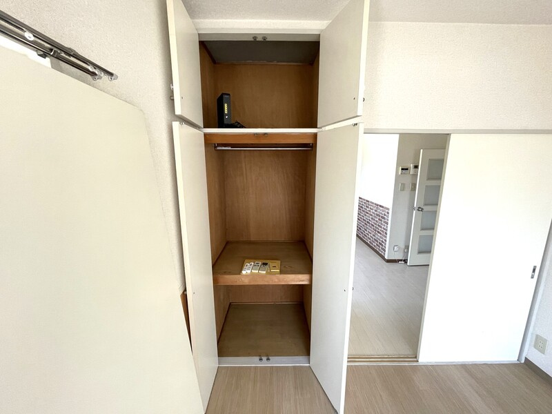 川崎市多摩区菅稲田堤１丁目の賃貸マンションの収納