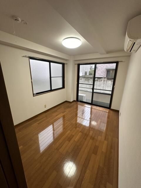 シャトー晴偕の寝室