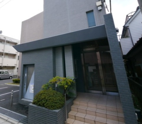 アーバンブライトのエントランス