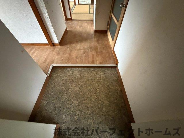 釈尊寺第一住宅第14号棟の玄関|毎日通る玄関はこちらです