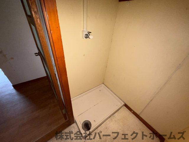 釈尊寺第一住宅第14号棟の設備|洗濯機置場です