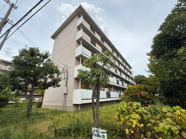 釈尊寺第一住宅第14号棟の外観|建物外観を気になさる方へ、見た目の良い物件です