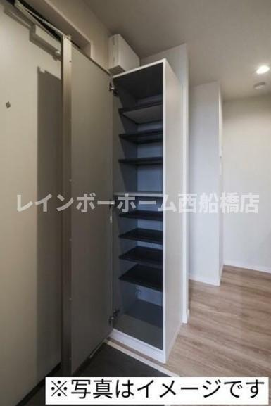 robot home 薬園台の収納
