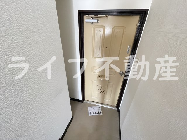 メゾンドールコトブキⅡの玄関|シンプルで使いやすい玄関です