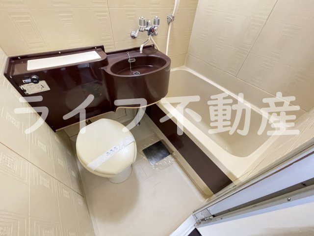 メゾンドールコトブキⅡの浴室|コンパクトで使いやすいお風呂です