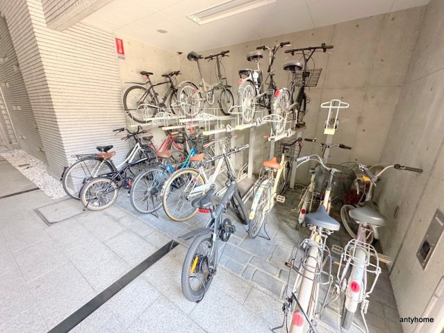CITY SPIRE難波サウスタワー　仲介手数料無料の駐車場