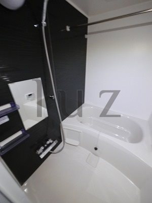 リヴシティ横濱新川町弐番館の浴室