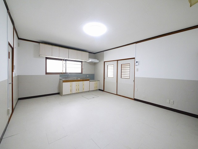 尼辻北町住宅の居間・リビング