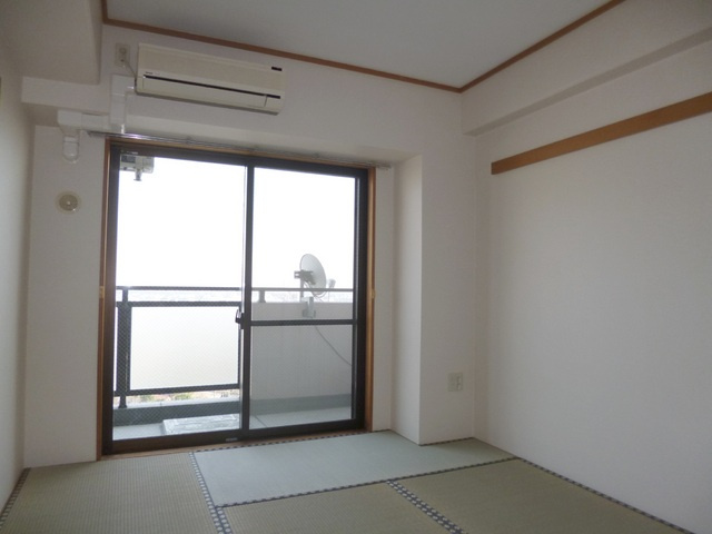 ルアンベル上庭の寝室|落ち着いた和室です。