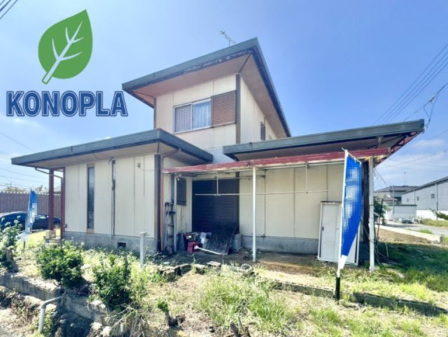 【中古戸建】足利市南大町の外観|■外観｜庭付き一戸建てならお子様やペットが走り回っても大丈夫！伸び伸びと遊び、過ごすことができます♪
