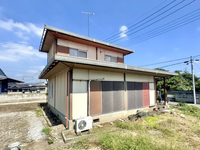 【中古戸建】足利市南大町の外観|■外観｜外構や植栽の計画次第で自分好みにアレンジできる余白があり、住みながら楽しめる住まいです♪