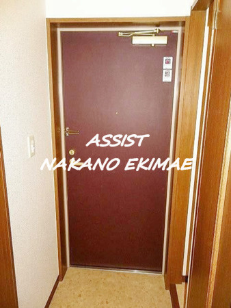 ウィステリアステージ1の玄関