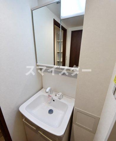 市川市新田５丁目の賃貸マンションの独立洗面台