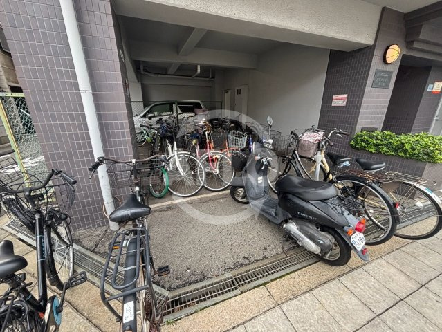 アビタシオン九条のその他共用部分|アビタシオン九条　駐輪場