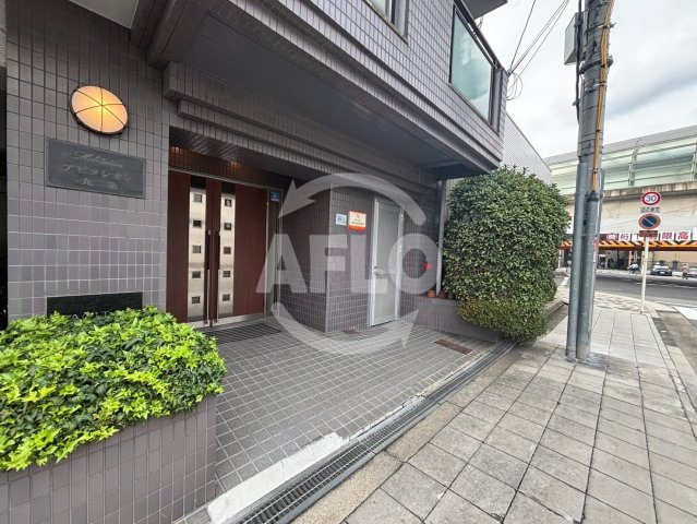 アビタシオン九条のエントランス|アビタシオン九条　エントランス