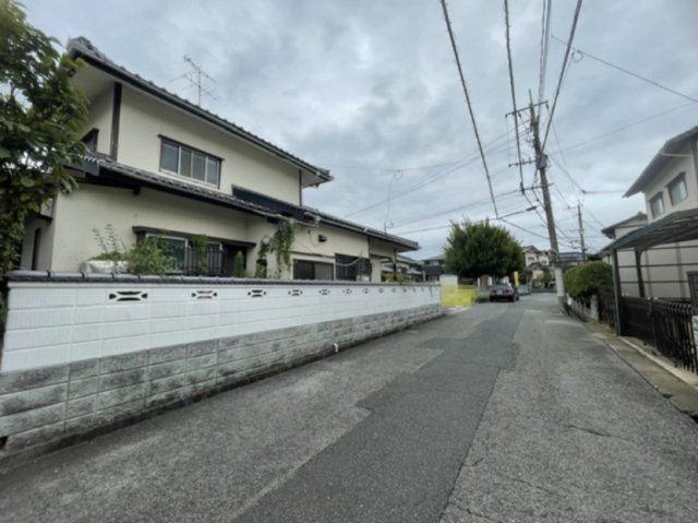 中貫二丁目4番10号（B-13）の前面道路含む現地写真