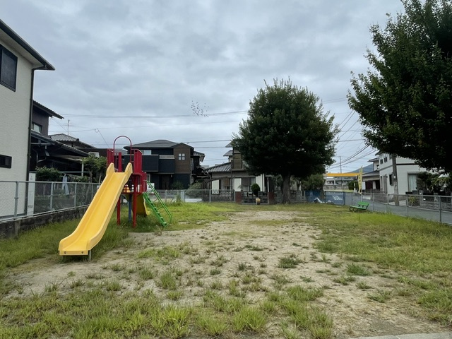 中貫二丁目4番10号（B-13）の周辺