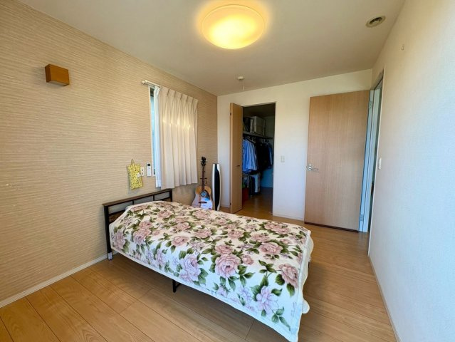 「太陽光付きオール電化」高知市春野町南ヶ丘　中古一戸建ての寝室