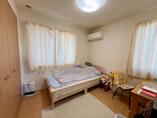 「太陽光付きオール電化」高知市春野町南ヶ丘　中古一戸建ての子供部屋
