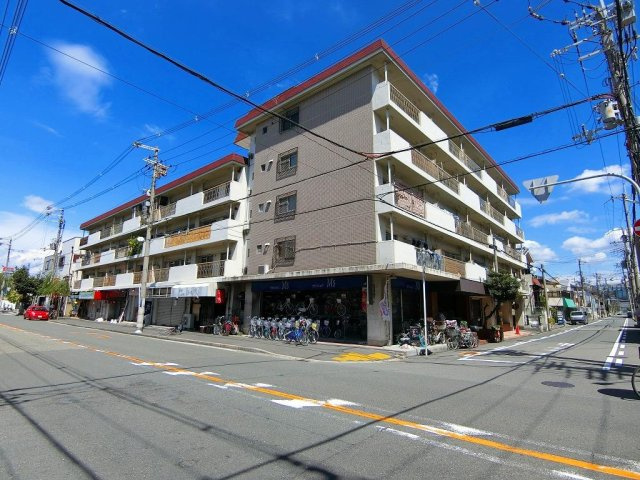 高井田ランプハウス