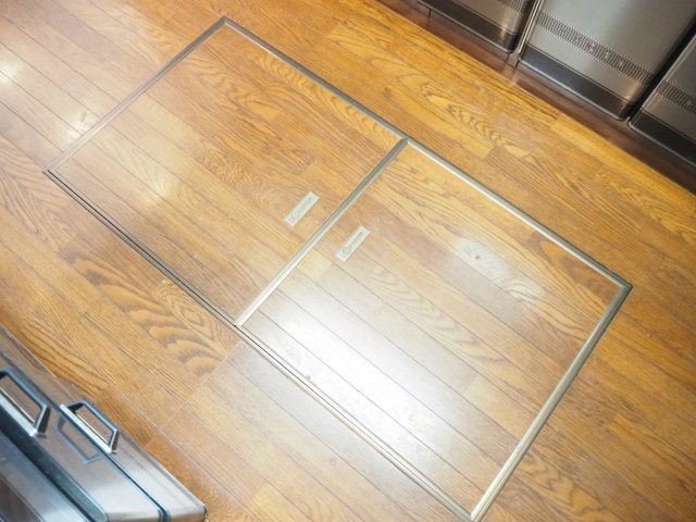 大野市泉町　屋上のあるお家の洋室