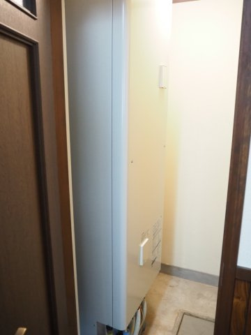 大野市泉町　屋上のあるお家の発電・温水設備