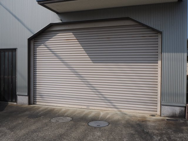 大野市泉町　屋上のあるお家の駐車場