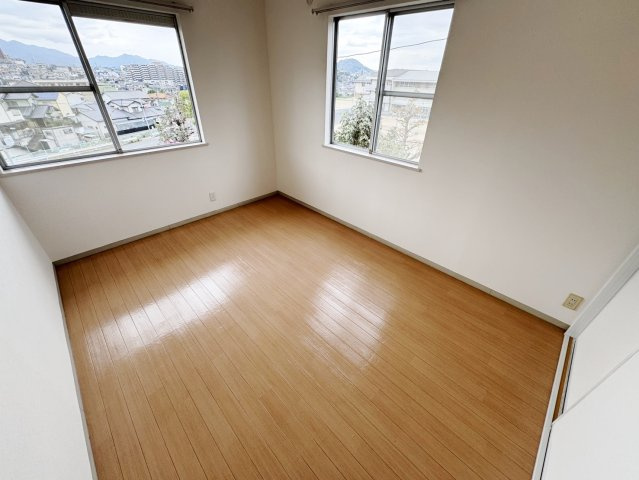 植木メゾネット№2の内装