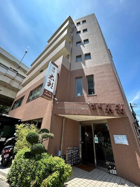 TRビルディングの外観