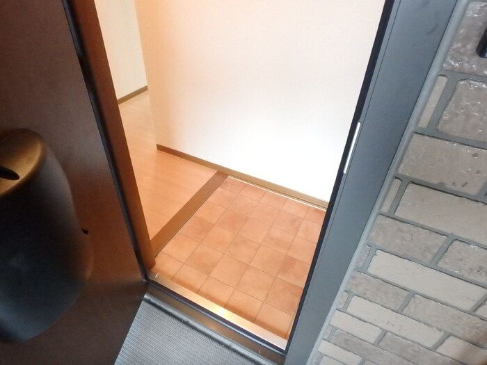 リビングタウン堅田　Ｃ棟の玄関