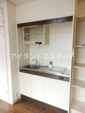 柳屋ビル　駅近　最上階　南向きのキッチン