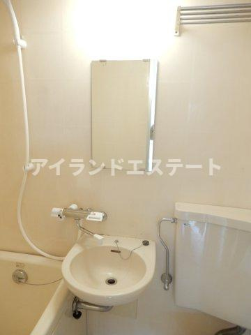 柳屋ビル　駅近　最上階　南向きの洗面所