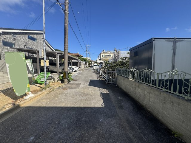 北中城村喜舎場（全2棟）の前面道路含む現地写真|※南側公道4.6m♪